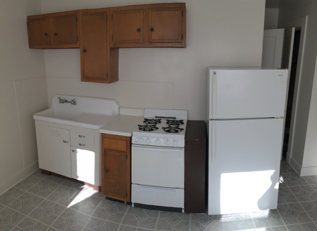 114 Blackburn Avenue - Photo 3 of 23