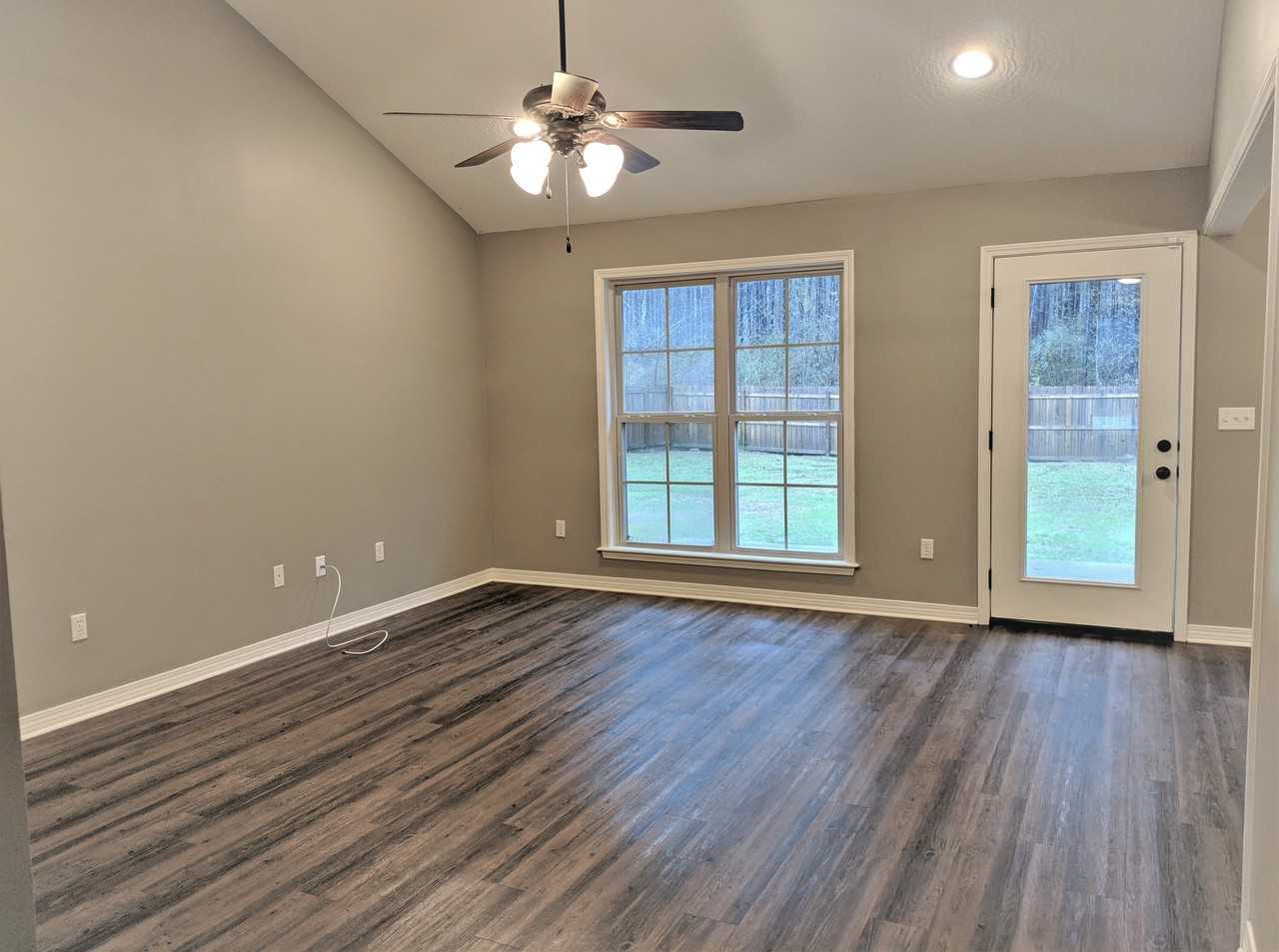 194 Lost Orchard Dr - Photo 3 of 35