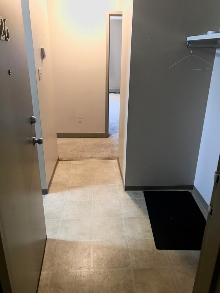 3440 23 Avenue S - Photo 2 of 12