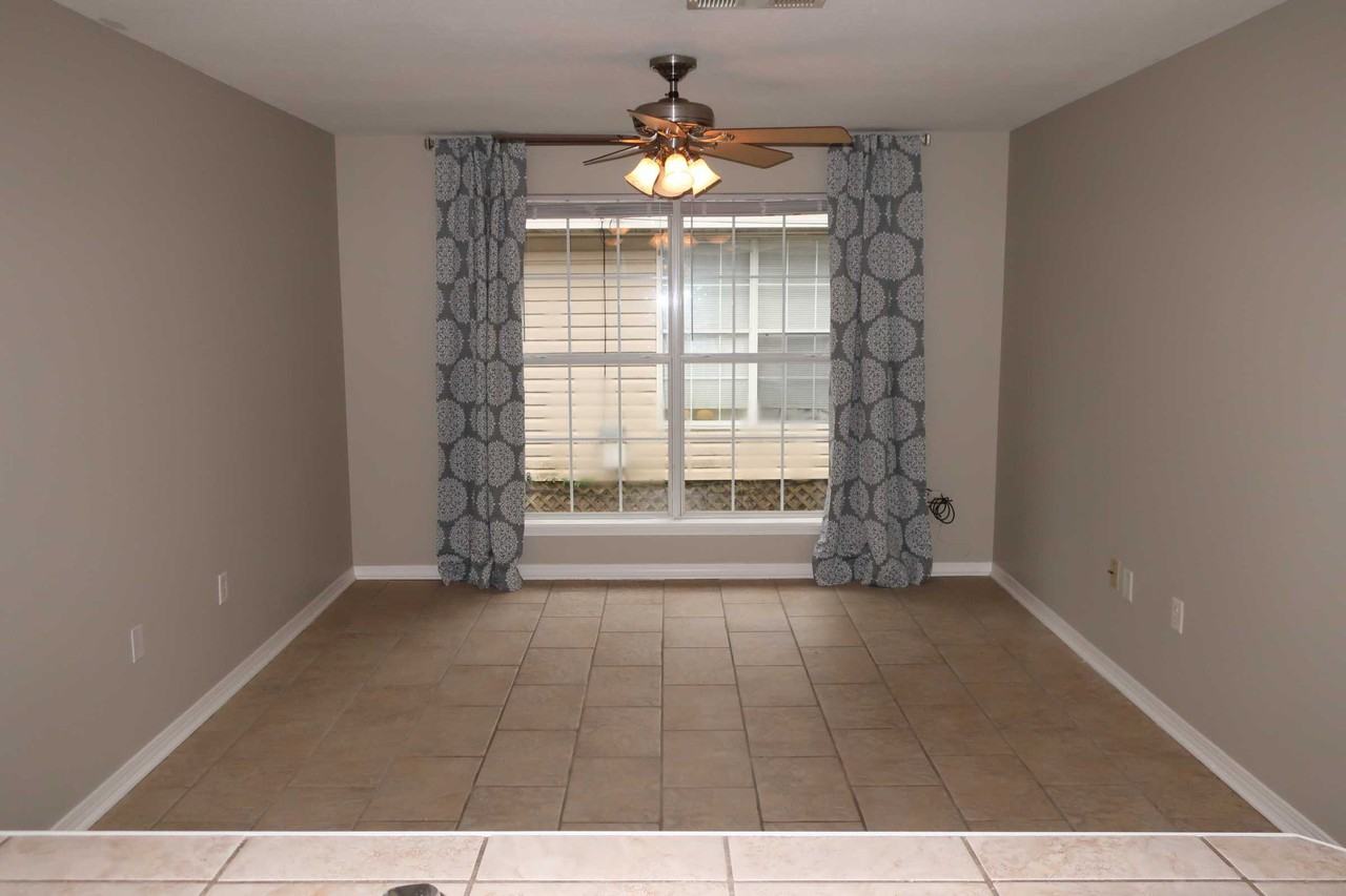 211 Mitchell Street - Photo 2 of 10