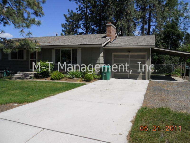 1102 W Wedgewood - Photo 2 of 19