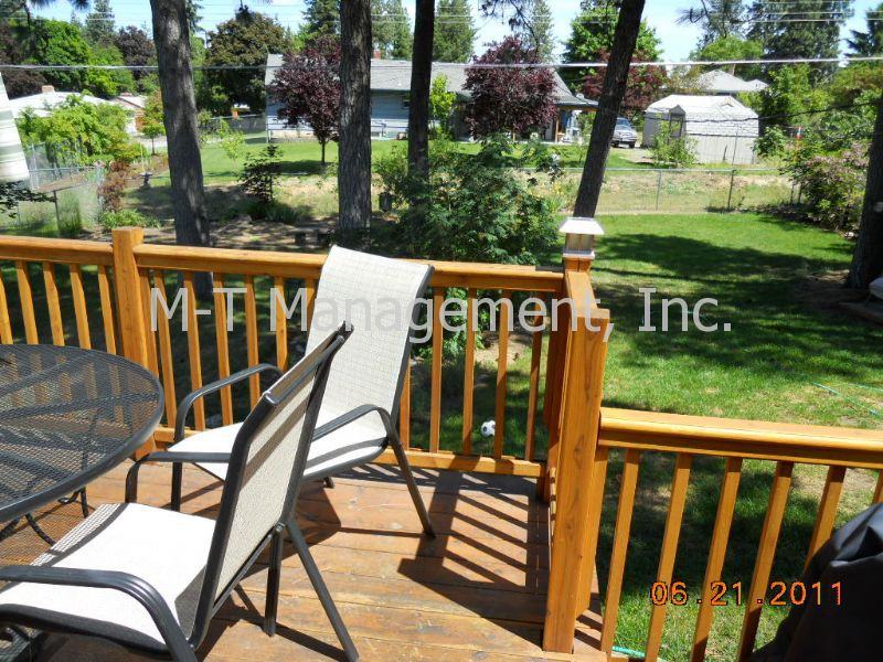 1102 W Wedgewood - Photo 3 of 19