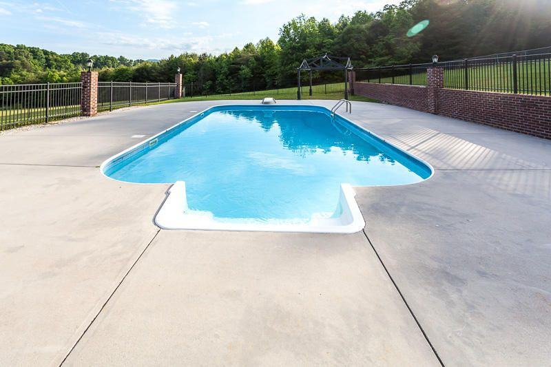 2607 Shipe Rd - Photo 2 of 23