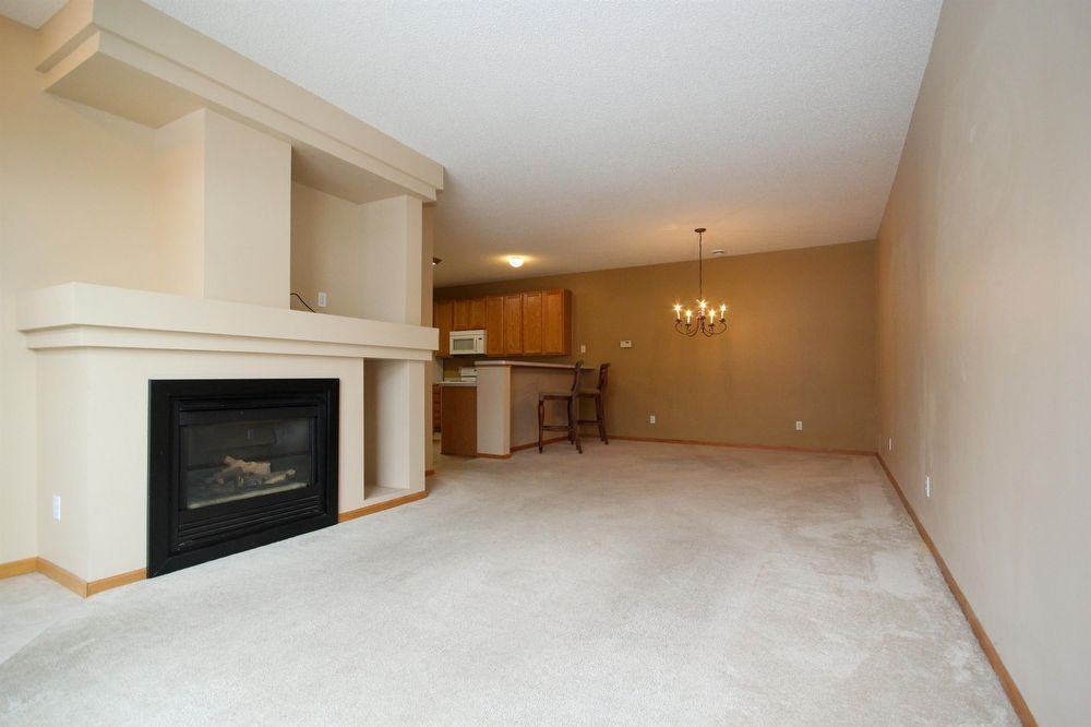 247 Tamarack Trail - 1 - Photo 2 of 14