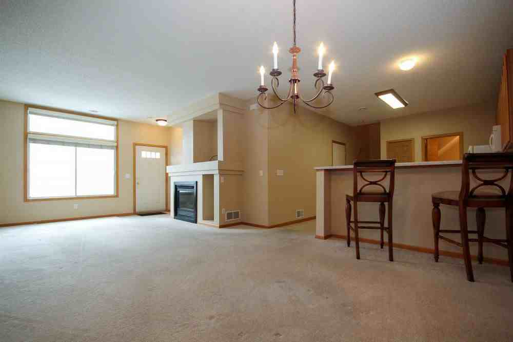 247 Tamarack Trail - 1 - Photo 3 of 14