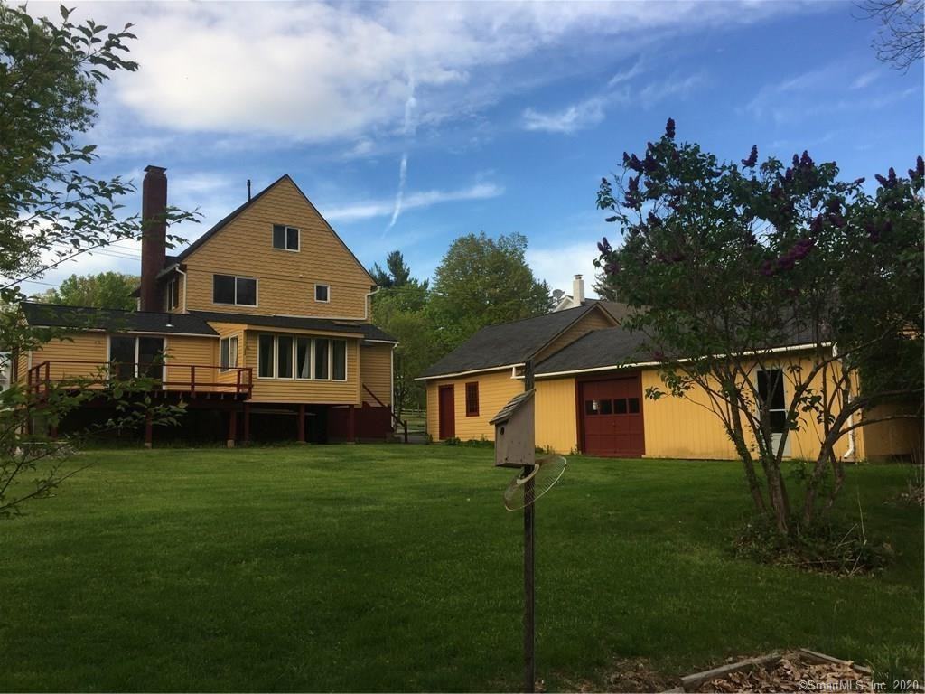 437 Lime Rock Rd - Photo 2 of 25