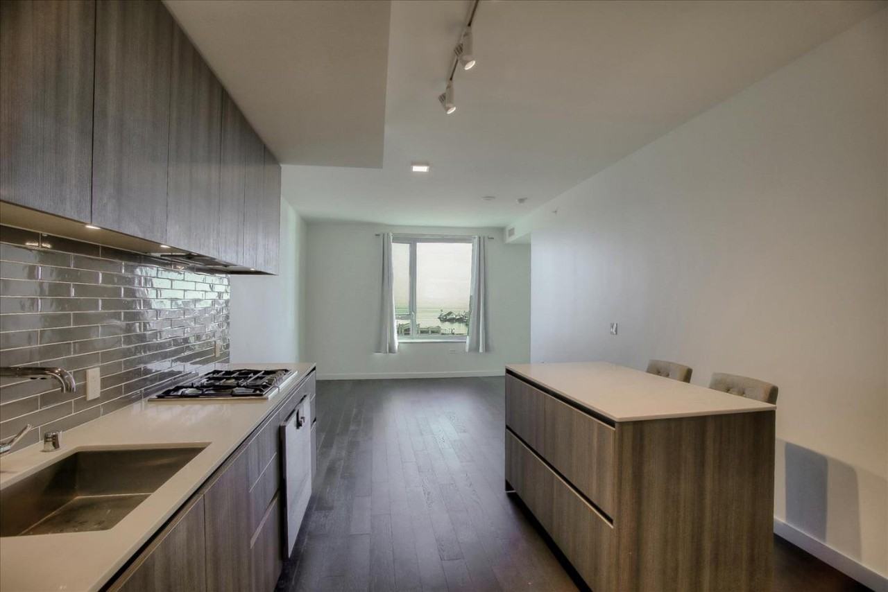 1000 3rd St 820 - Photo 2 of 21