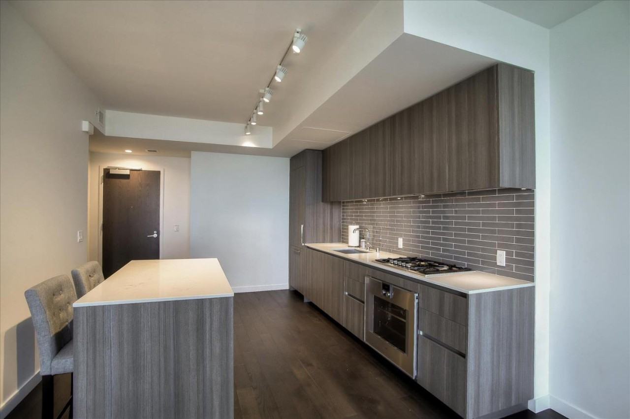 1000 3rd St 820 - Photo 3 of 21