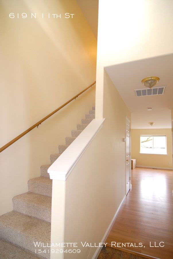 619 N 11th St - Photo 2 of 21