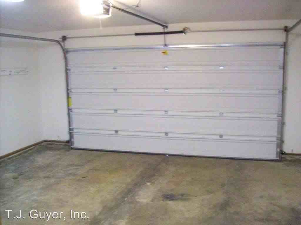 306 Camden Way - Photo 3 of 14