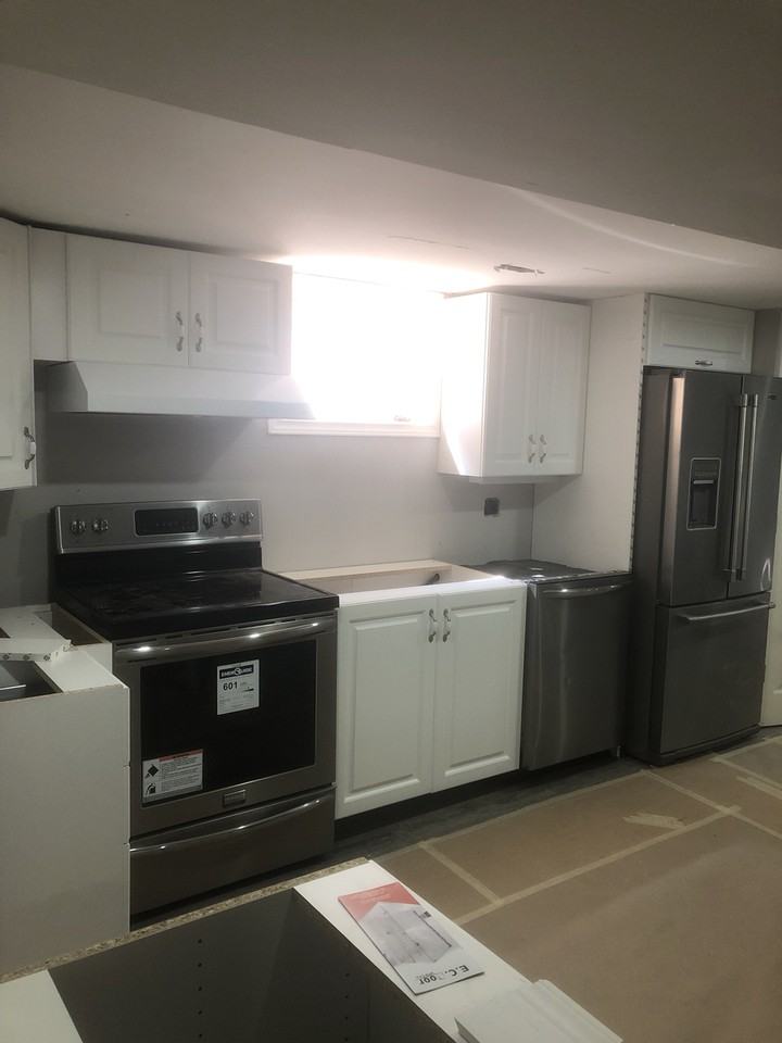 887 St Clarens Ave - Photo 2 of 5