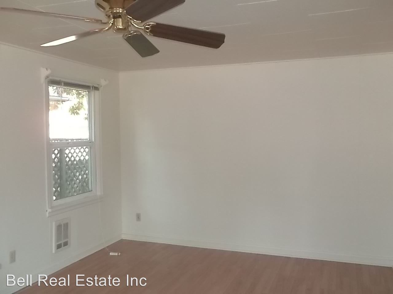 633 8th Street - Photo 2 of 10