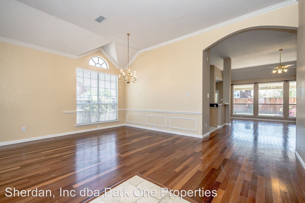 138 Briar Oak - Photo 2 of 50