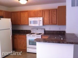 The Traditions at Worthington Woods - Photo 2 of 6