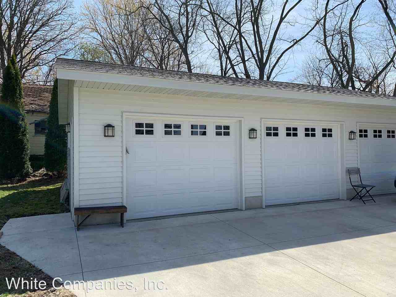 546/548 4th Ave SW - Photo 2 of 12