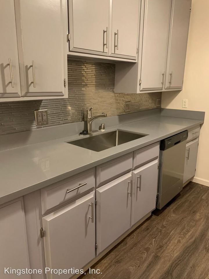 1031 N. Harper Ave. - Photo 3 of 14