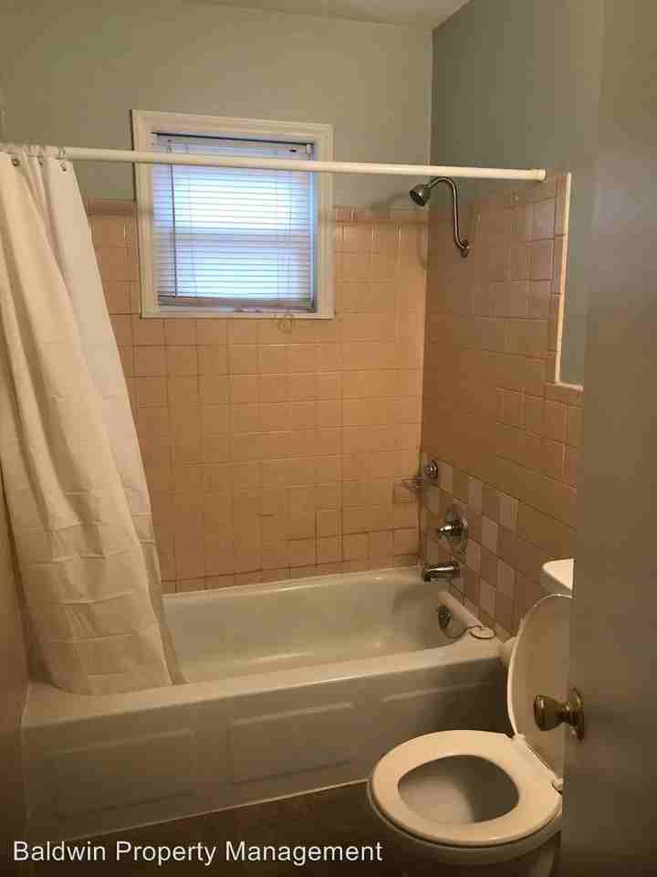 2930 Glenn Ave - Photo 3 of 5