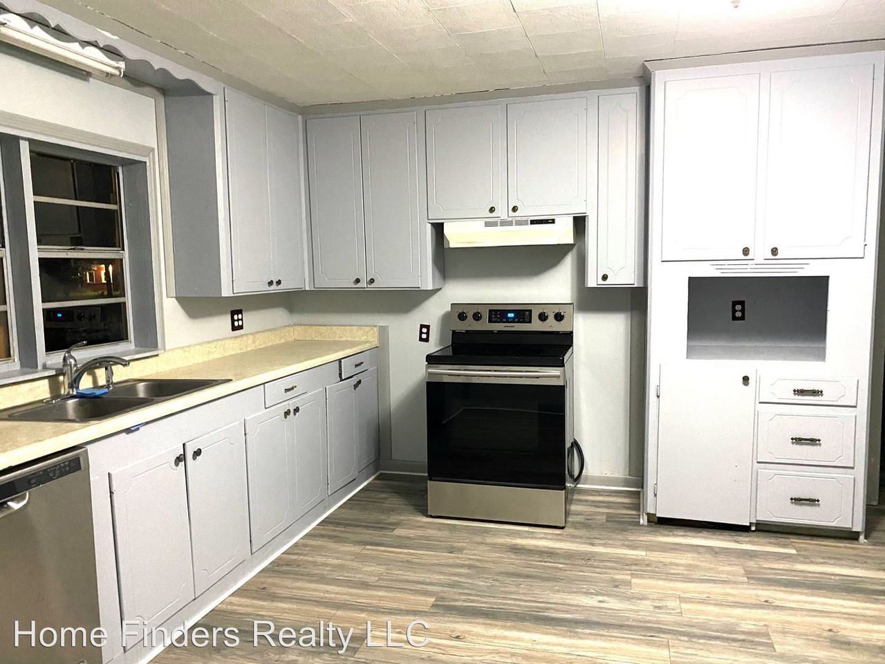 12328 Hwy 431 - Photo 2 of 16