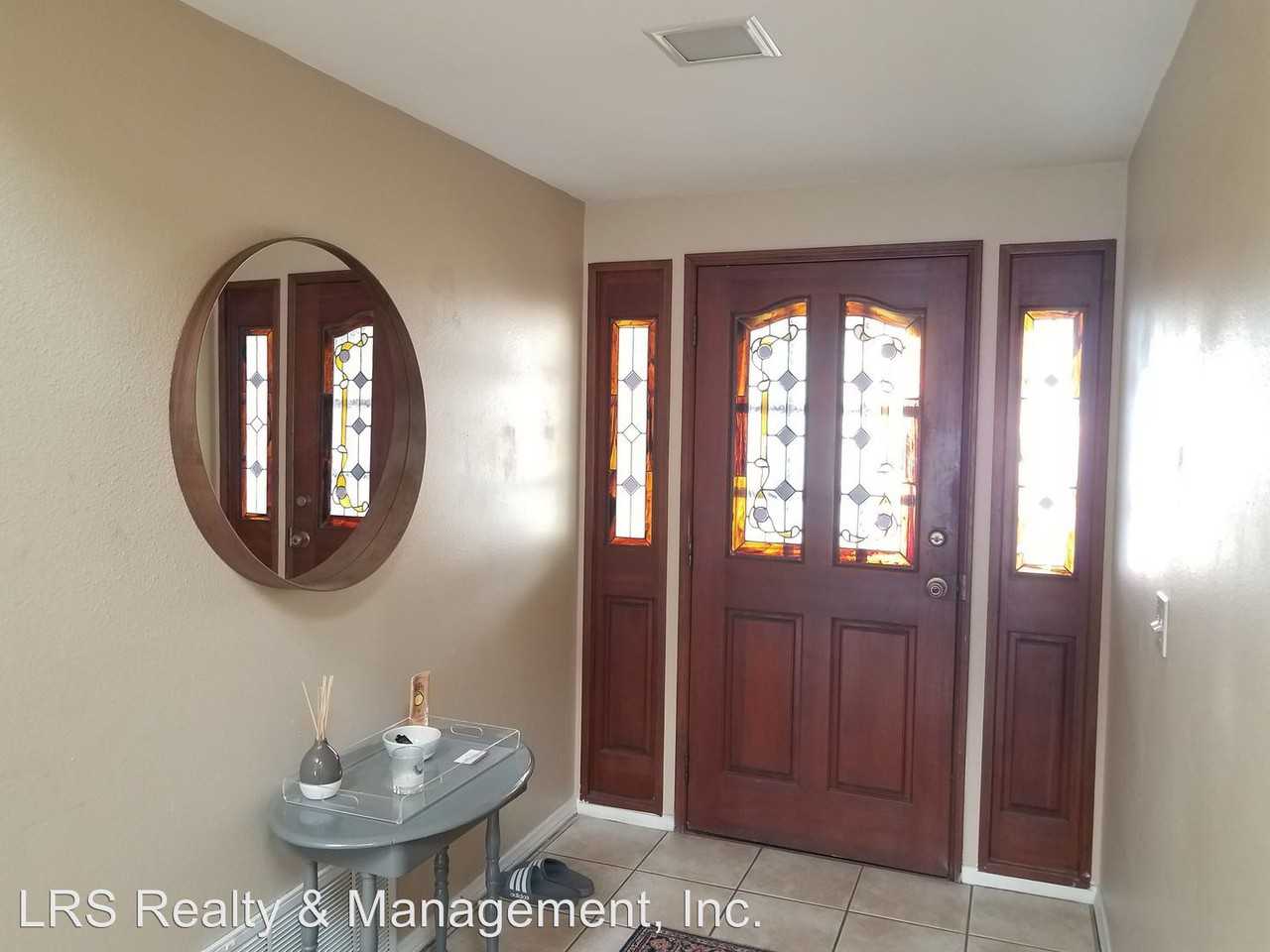 3317 S Woodland Place - Photo 2 of 20