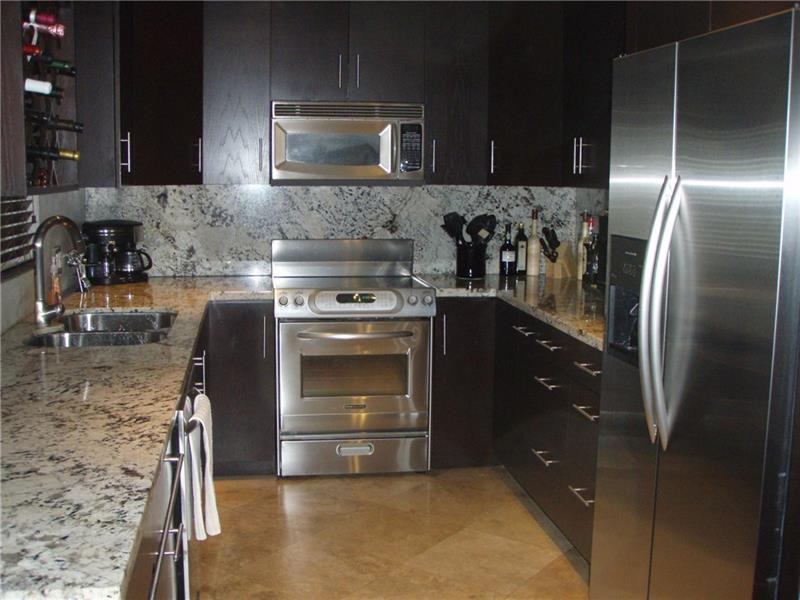 5748 Northeast 27th Avenue - Photo 3 of 11