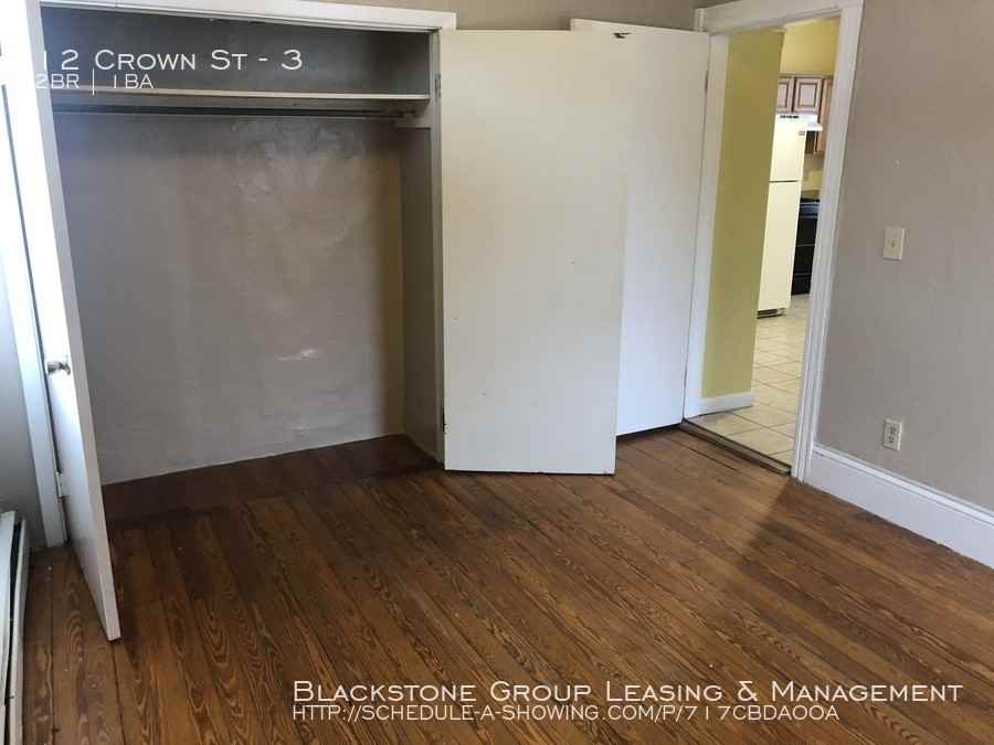 12 Crown St #3 - Photo 3 of 9