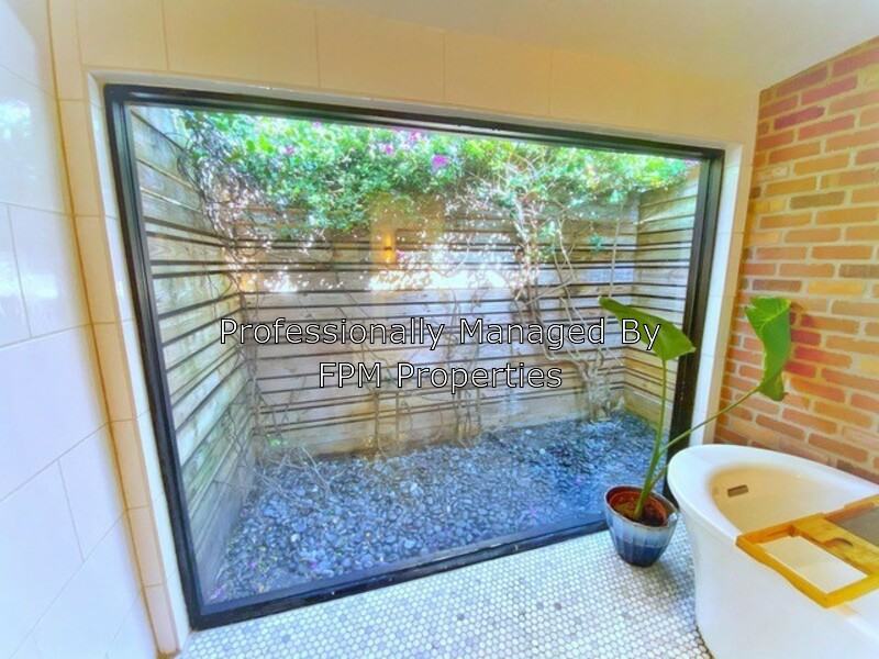 4271 San Jose Blvd - Photo 2 of 26