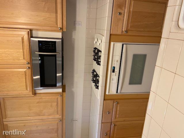 2084 Lewis St - Photo 3 of 10