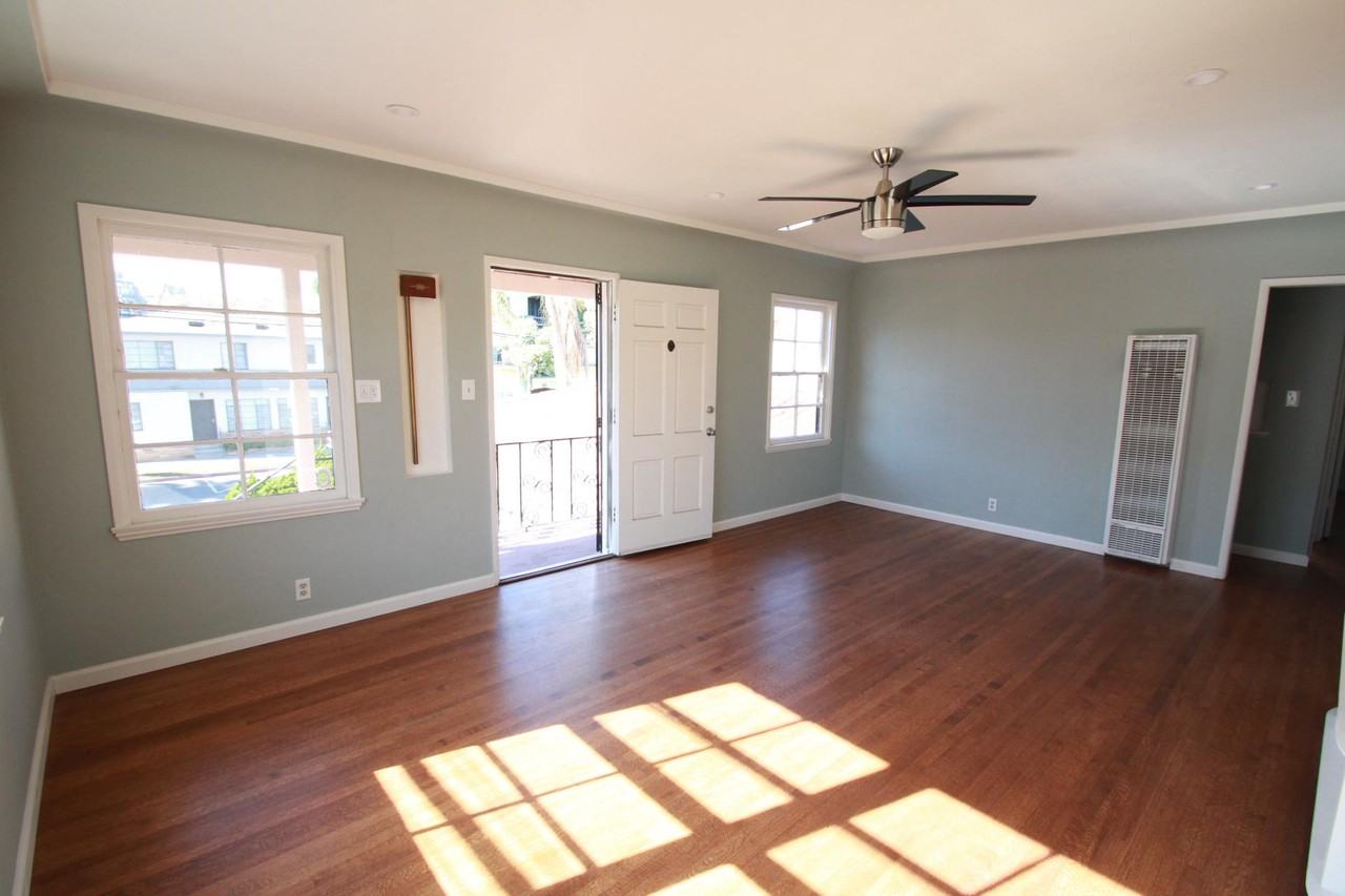 126 Bonito Ave. - Photo 2 of 16