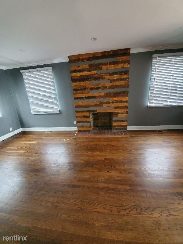 2415 Chesterfield Ave - Photo 3 of 7