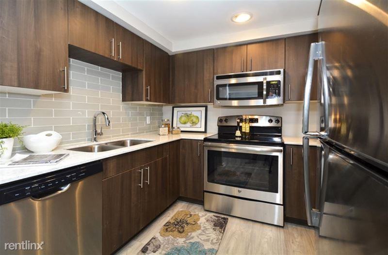 1880 Arapahoe St Brighton - Photo 2 of 7