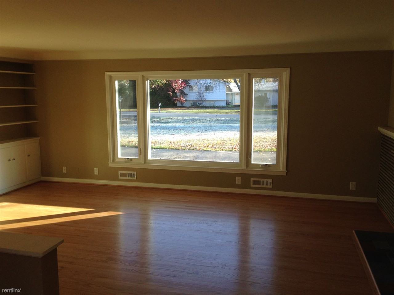 6750 Halyard Rd - Photo 3 of 12