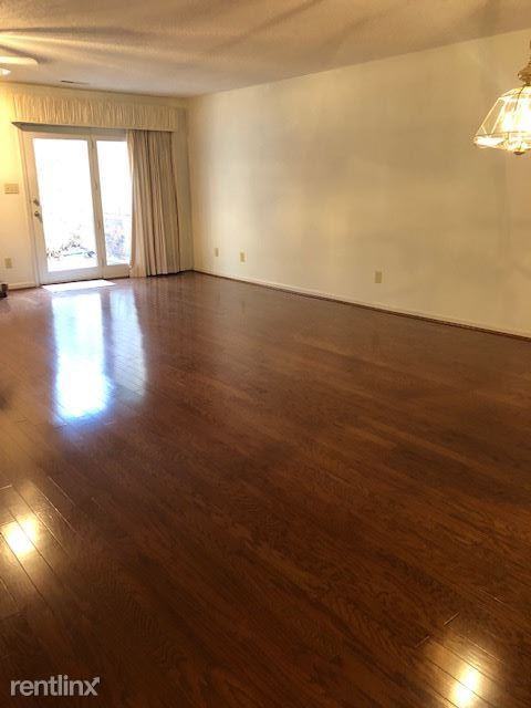 1116 Birch Tree Way - Photo 3 of 10