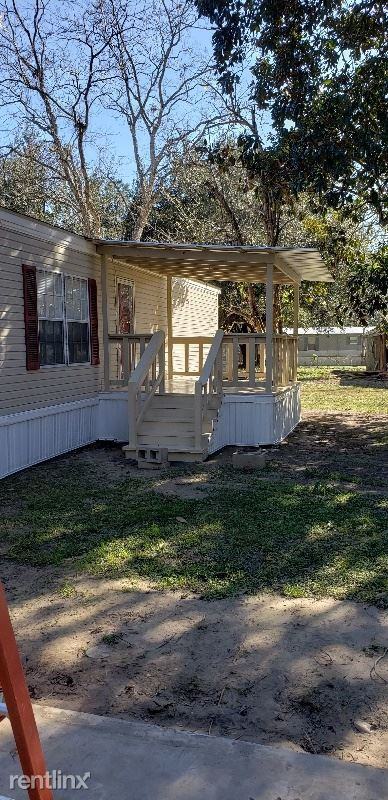 8840 Sanquin Dr. - Photo 2 of 17