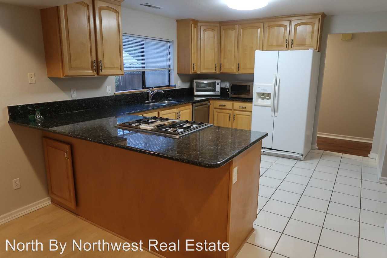 3515 173rd Ct Ne - Photo 3 of 17
