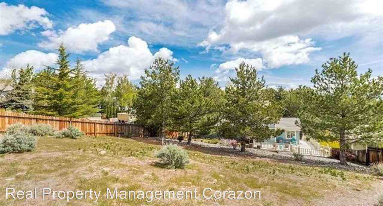 3590 Hemlock Way - Photo 2 of 22