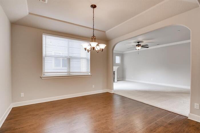 10389 Southwest Barber Street - Photo 3 of 18