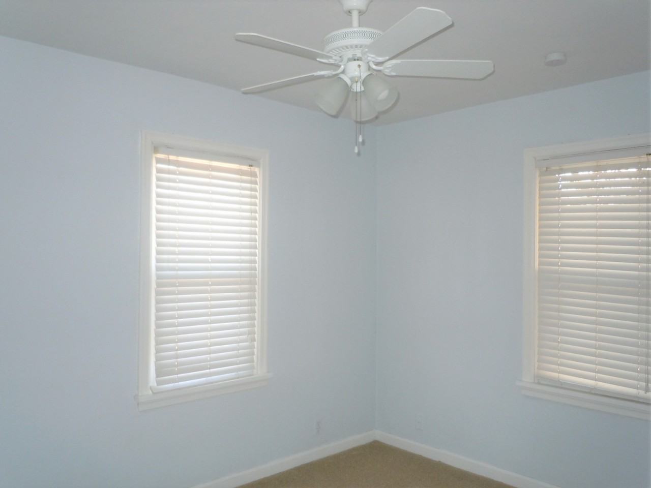 834 Victory Drive - Photo 7 of 14