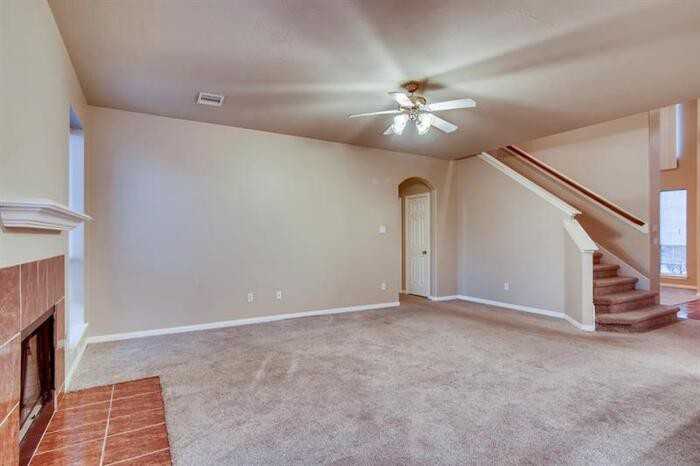 4015 Camelia Glen Lane - Photo 3 of 18