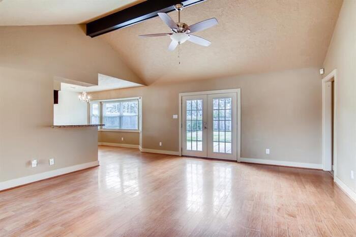 707 Newport Boulevard - Photo 2 of 12