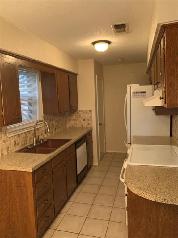 104 Cherokee Court - Photo 3 of 7