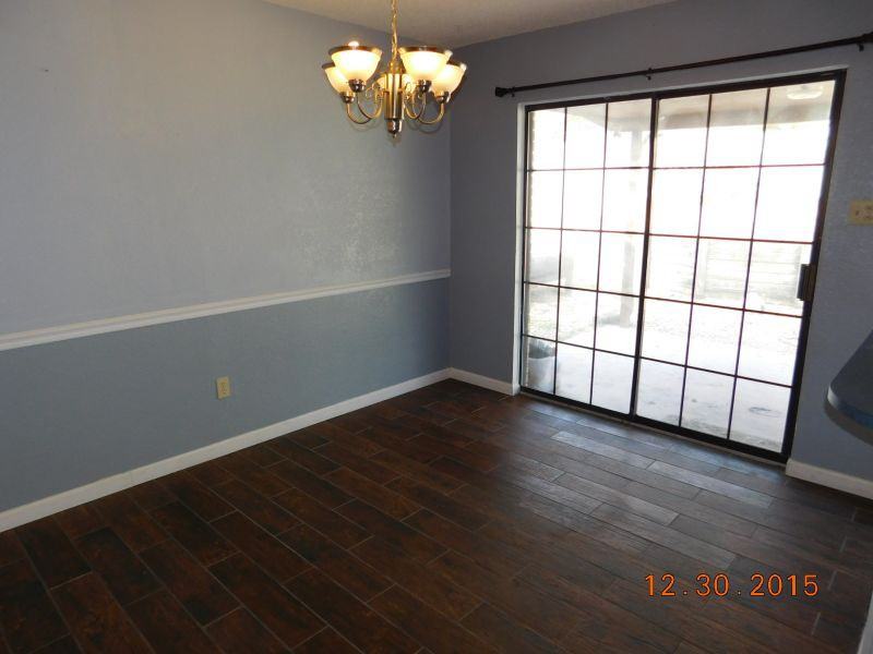 2215 Phyllis Dr - Photo 7 of 16