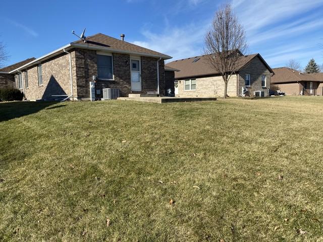 1569 Galway - Photo 3 of 18