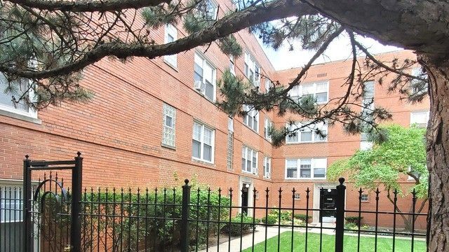 2410 W Farragut Ave #3B - Photo 2 of 13