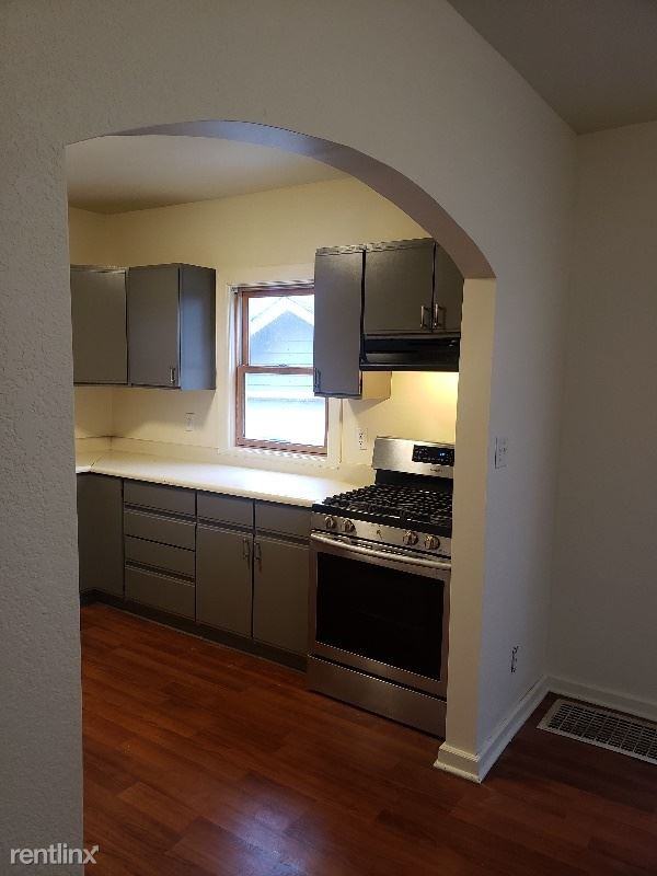 214 S Ohio St - Photo 3 of 17