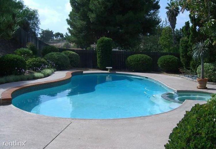 3626 Country Trails Ct - Photo 3 of 3