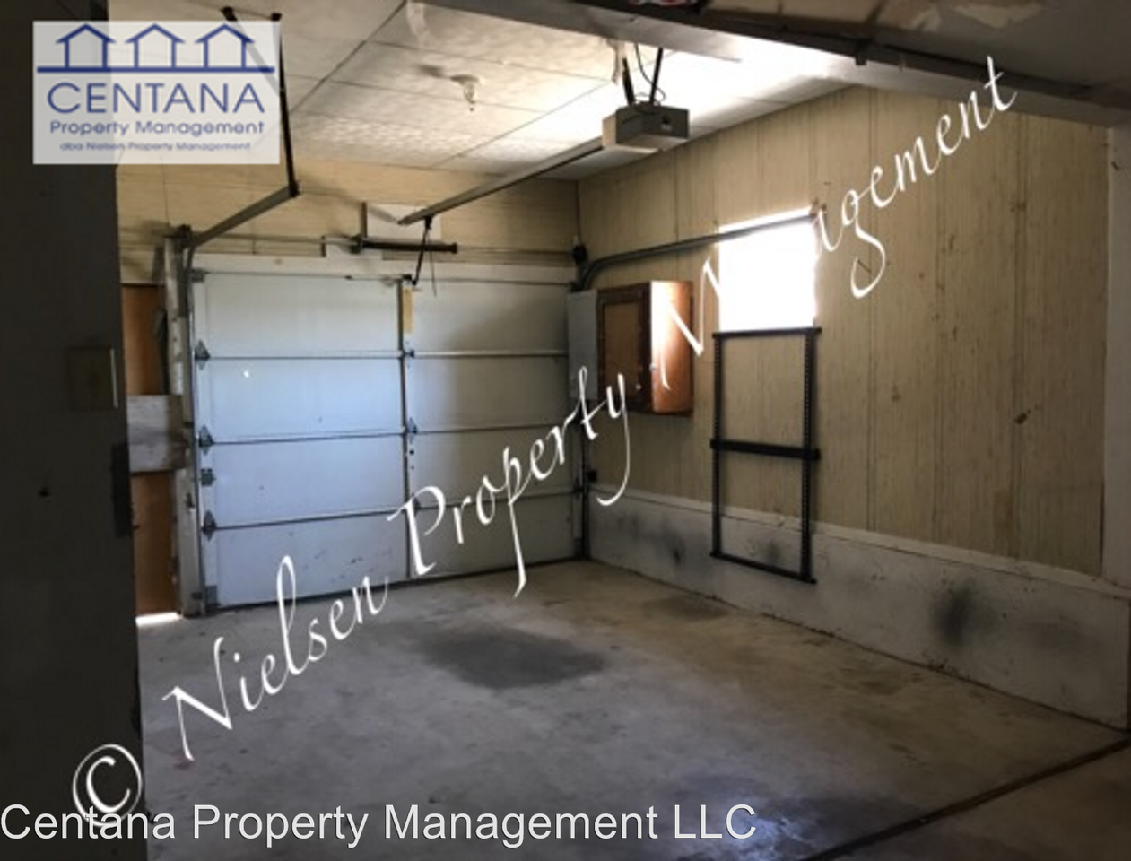 614-614 1/2 E. Third - Photo 3 of 13