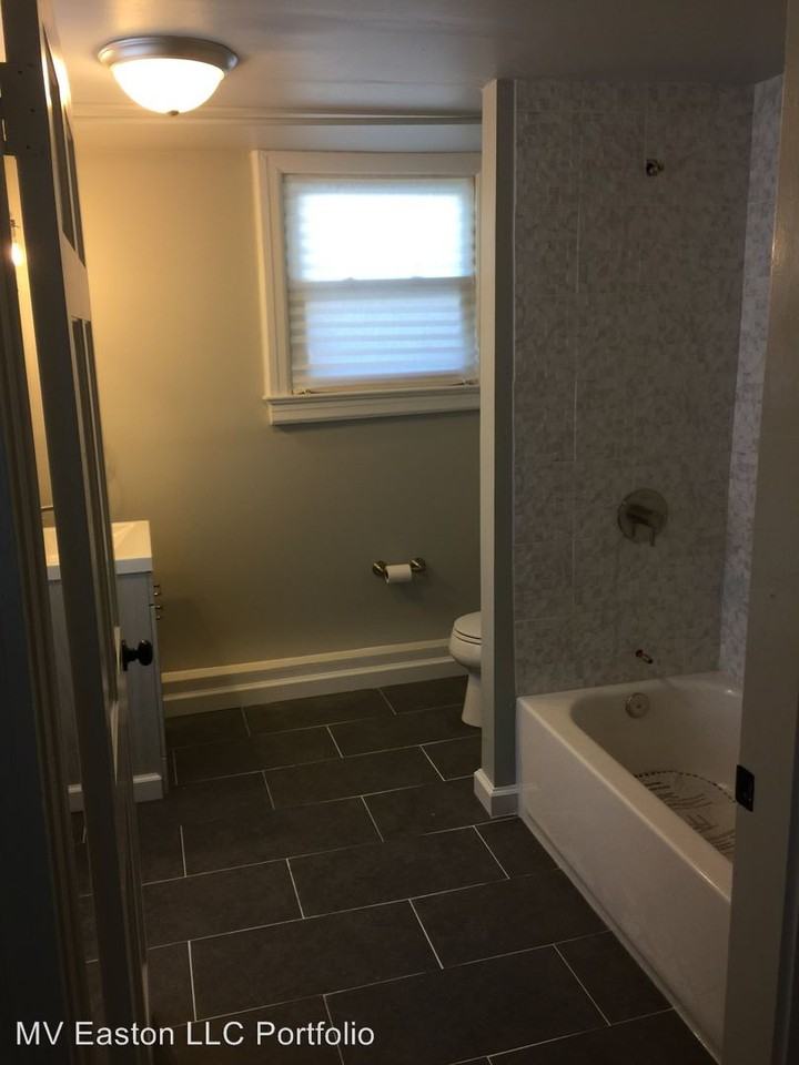 633-635 W Berwick St - Photo 2 of 20