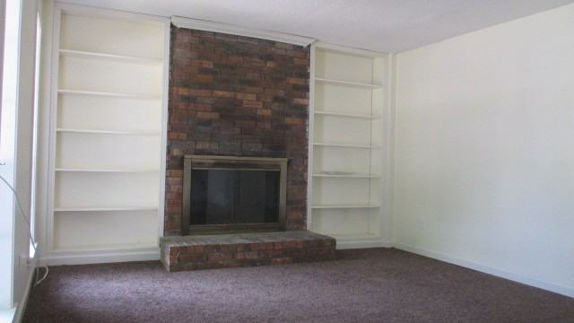 1303 Royal Oaks Cove - Photo 2 of 8