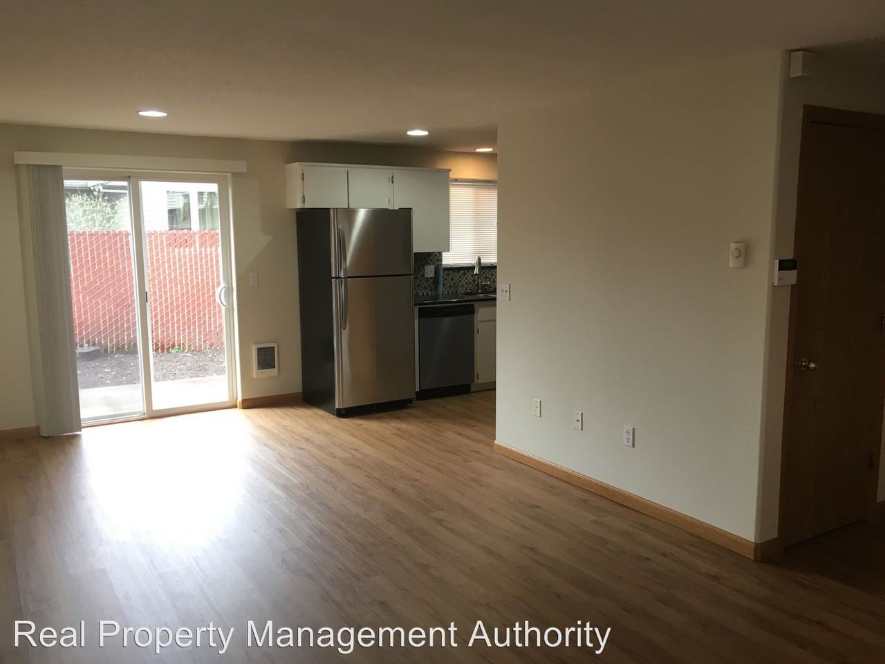 2312 Ne Stapleton Road - Photo 3 of 14