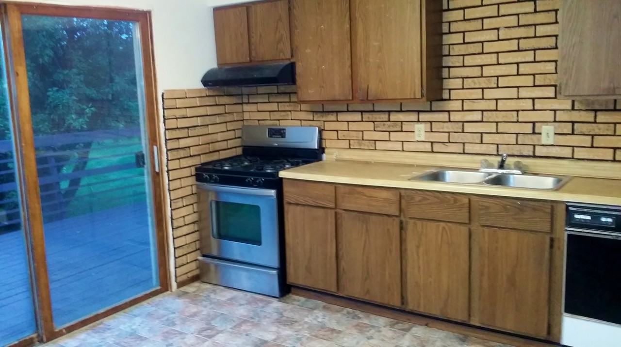 8141 W Denver Ave - Photo 2 of 12